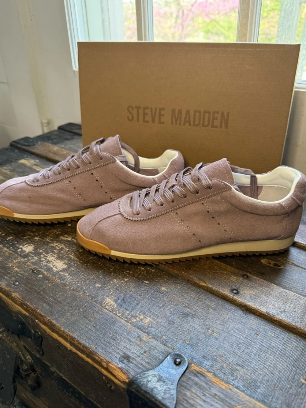 Steve Madden 💜excellent retro